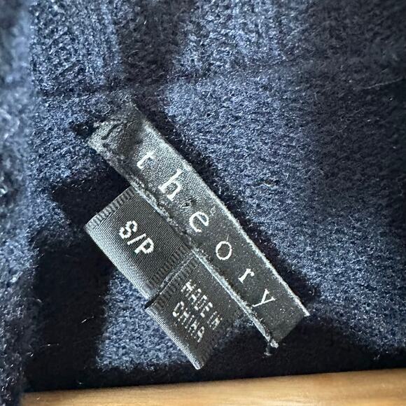THEORY 100% Cashmere blue black stripe turtleneck sweater woman’s‎ size Small - Picture 2 of 7